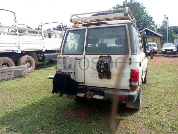 Toyota Landcruiser Hard Top HZJ76R-RKMRS 2019