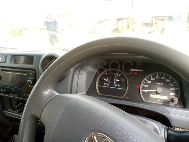 Toyota Landcruiser Hard Top HZJ76R-RKMRS 2017