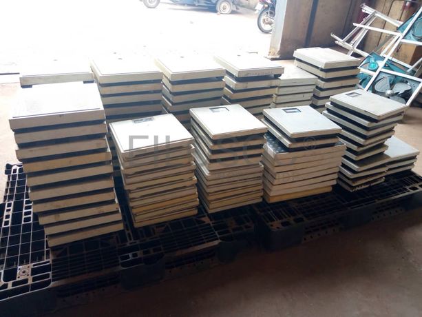 112 SECA Weighing Scales