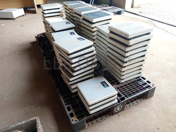 112 SECA Weighing Scales