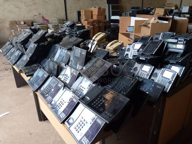 184 Used Deskphones