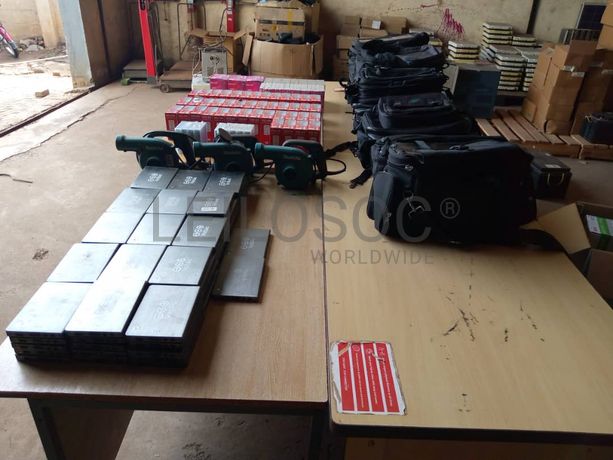 IT Accessories: Laptop Bags, Power Banks, Media & Tools