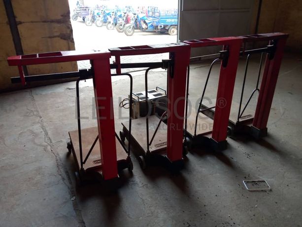 Welding Machine & Avery Weighing Scales