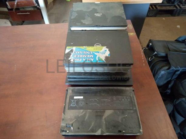 17 Laptops & 3 Batteries