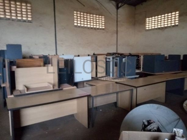 Office Tables & Desks