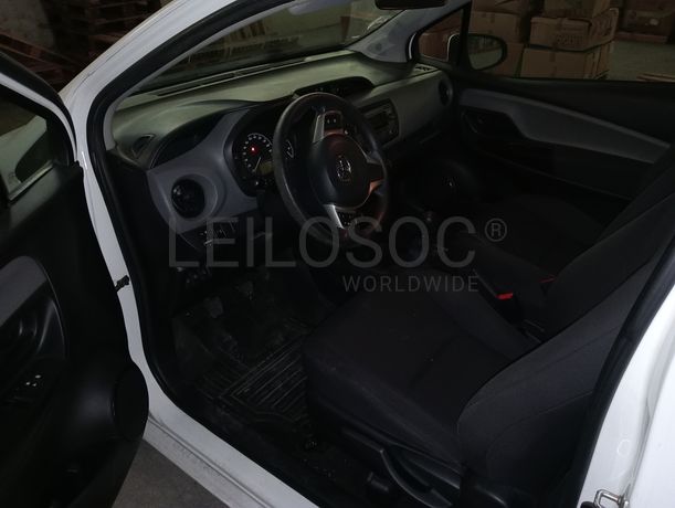 Toyota Yaris · Ano 2018