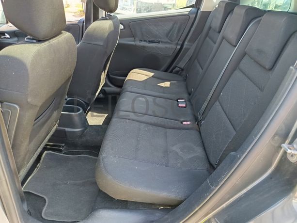 Peugeot 207 · Ano 2009