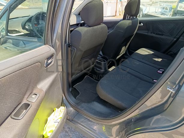 Peugeot 207 · Ano 2009