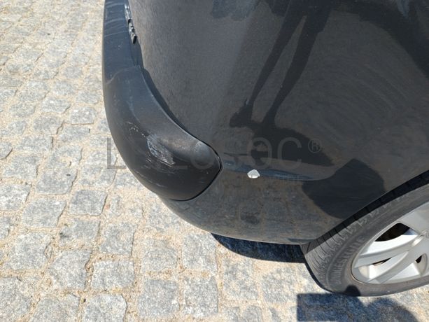 Peugeot 207 · Ano 2009