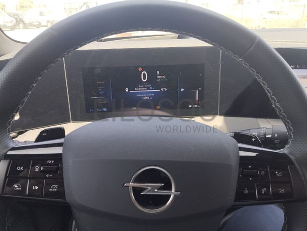 Opel Astra 1.6 Híbrido · Ano 2023
