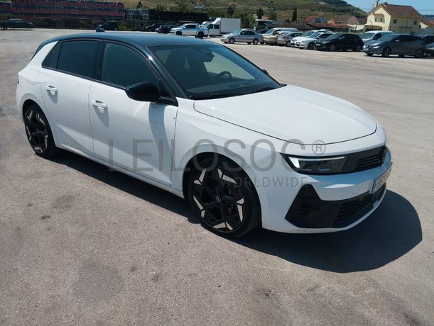 Opel Astra 1.6 Híbrido · Ano 2023