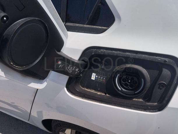 Opel Astra 1.6 Híbrido · Ano 2023