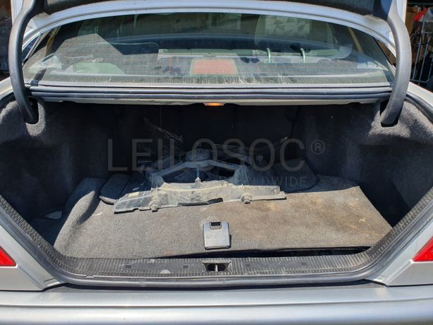 Mercedes-Benz C220 CDI · Ano 1998