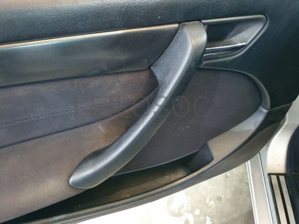 Mercedes-Benz C220 CDI · Ano 1998