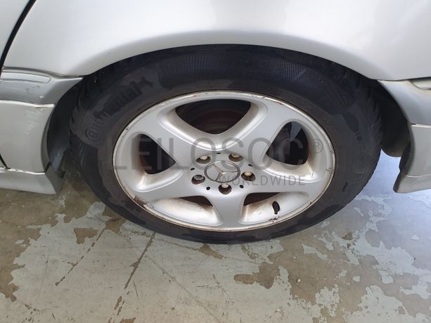 Mercedes-Benz C220 CDI · Ano 1998