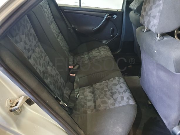 Mercedes-Benz C220 CDI · Ano 1998