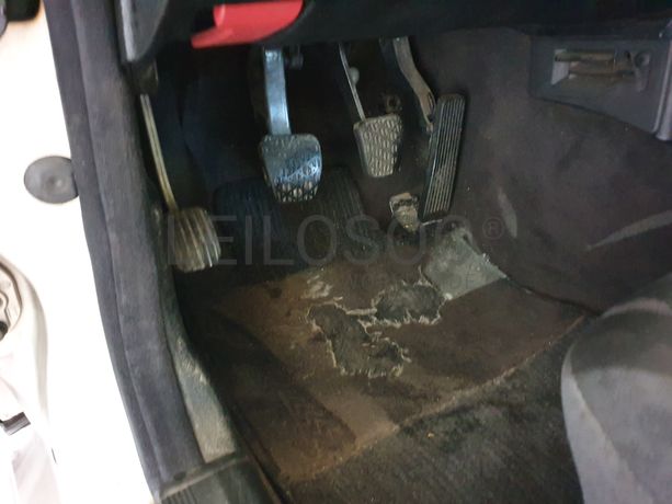 Mercedes-Benz C220 CDI · Ano 1998