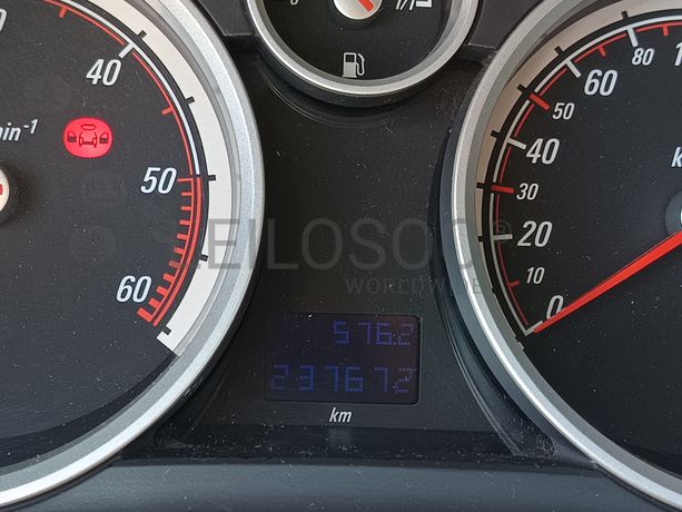 Opel Astra 1.7 CDTI · Ano 2009