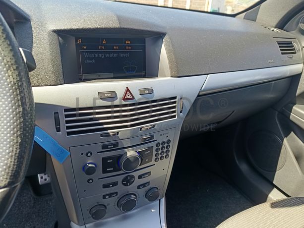 Opel Astra 1.7 CDTI · Ano 2009