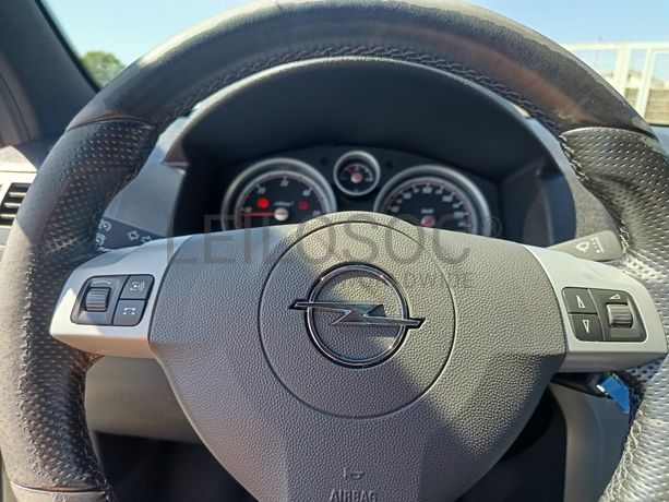 Opel Astra 1.7 CDTI · Ano 2009