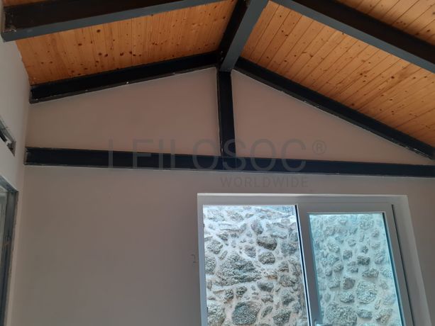 Moradia V2 com logradouro · Sobral da Serra, Guarda