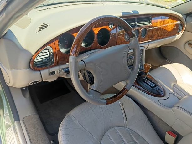 Jaguar XK8 · Ano 1999