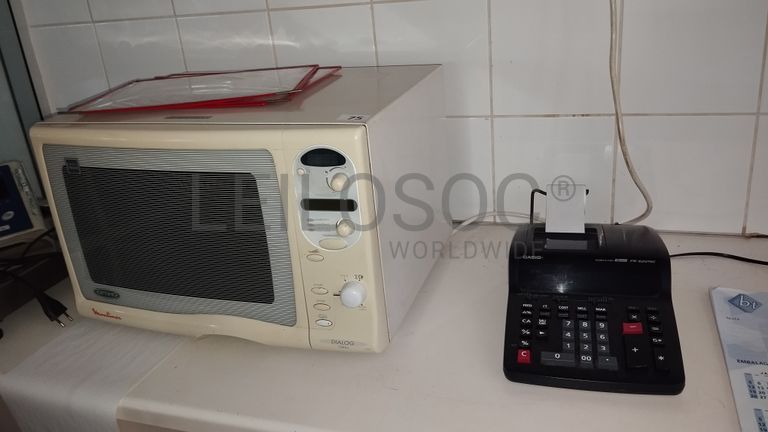 Equipamento de Apoio à Indústria · Mobiliário de Escritório