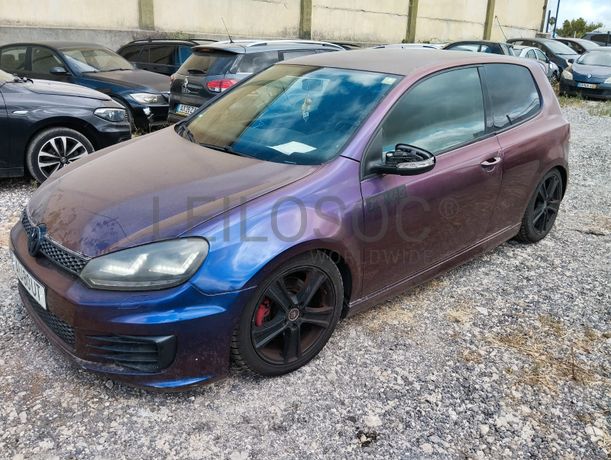 Volkswagen Golf 2.0 TSI GTI · Ano 2012