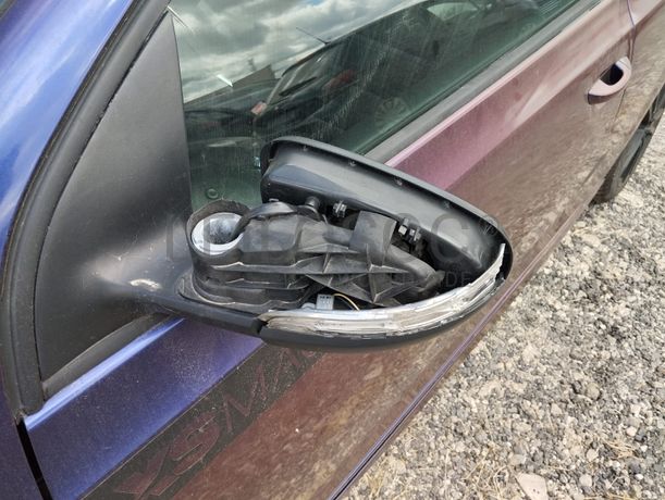 Volkswagen Golf 2.0 TSI GTI · Ano 2012