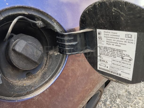 Volkswagen Golf 2.0 TSI GTI · Ano 2012