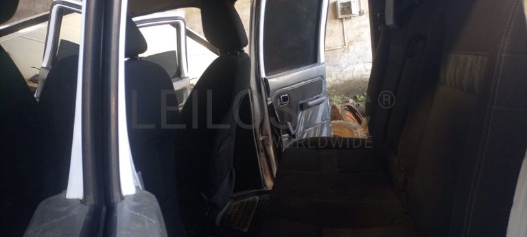 Nissan Hardbody NP 300