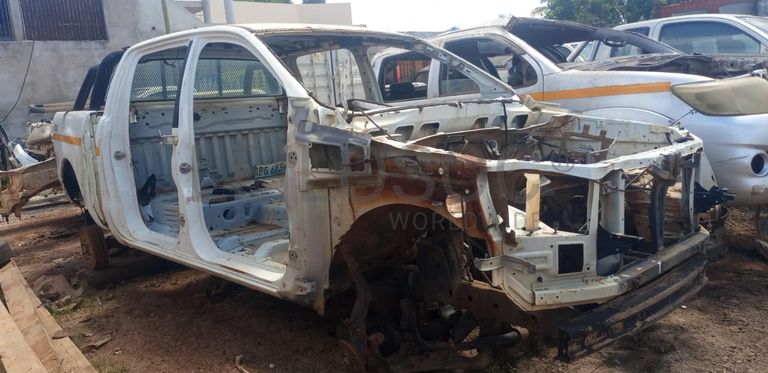 Carcaça de Ford Ranger