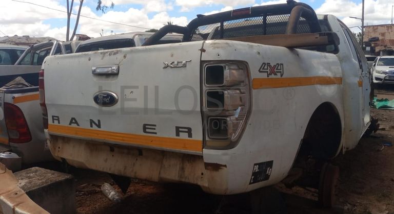 Carcaça de Ford Ranger