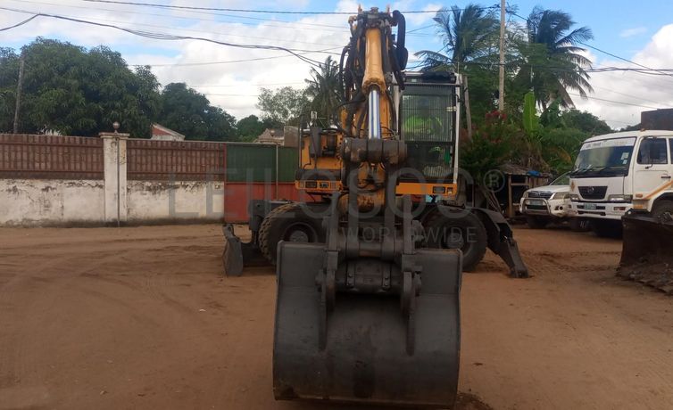 Escavadeira Liebherr A900C