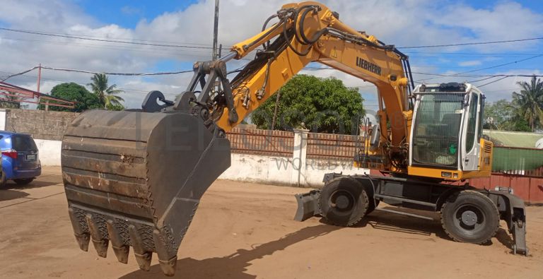 Escavadeira Liebherr A900C