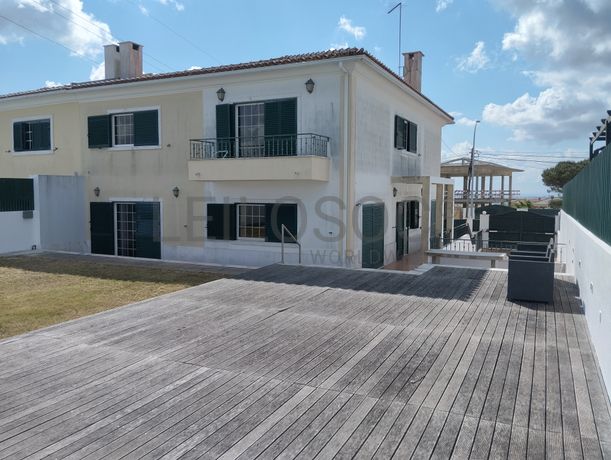 Proporção de 1/2 de Moradia V4+1 · Sintra