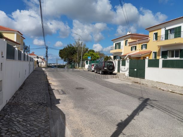 Proporção de 1/2 de Moradia V4+1 · Sintra