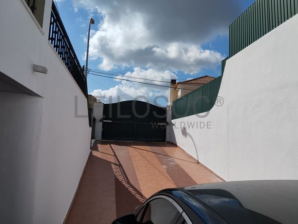 Proporção de 1/2 de Moradia V4+1 · Sintra