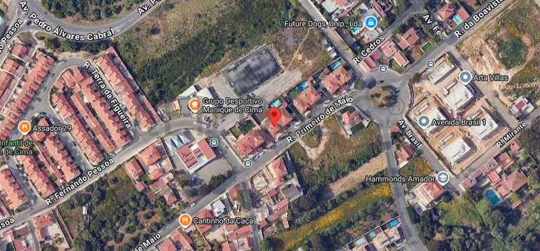 Proporção de 1/2 de Moradia V4+1 · Sintra