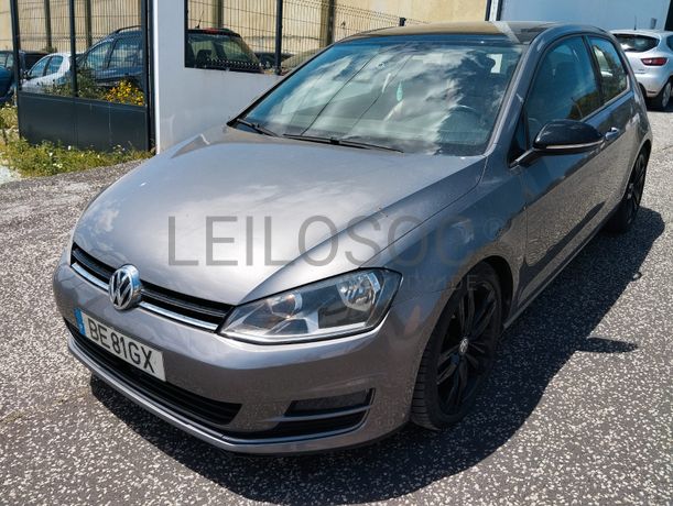 Volkswagen Golf · Ano 2013