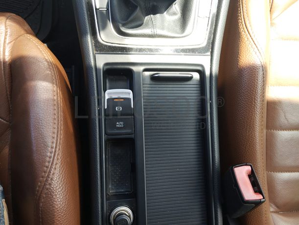 Volkswagen Golf · Ano 2013