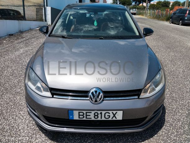 Volkswagen Golf · Ano 2013