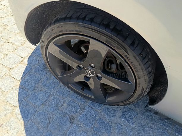 Citroën DS3 · Ano 2012