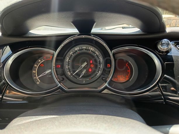 Citroën DS3 · Ano 2012