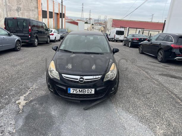 Opel Corsa · Ano 2011