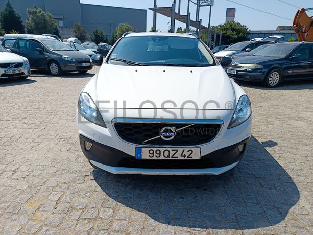 Volvo V40 D2 Cross Country · Ano 2016