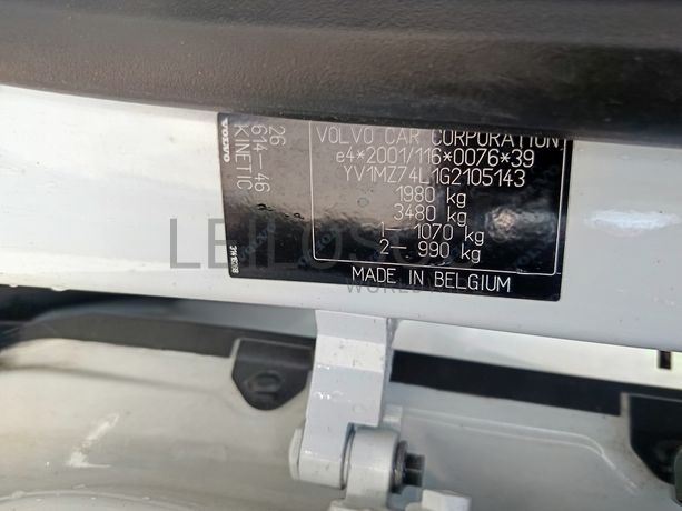 Volvo V40 D2 Cross Country · Ano 2016