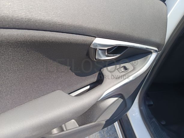 Volvo V40 D2 Cross Country · Ano 2016