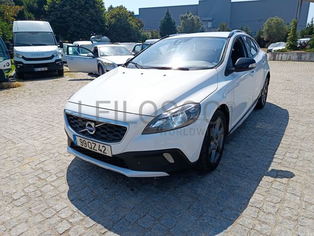 Volvo V40 D2 Cross Country · Ano 2016