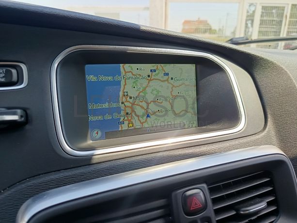 Volvo V40 D2 Cross Country · Ano 2016